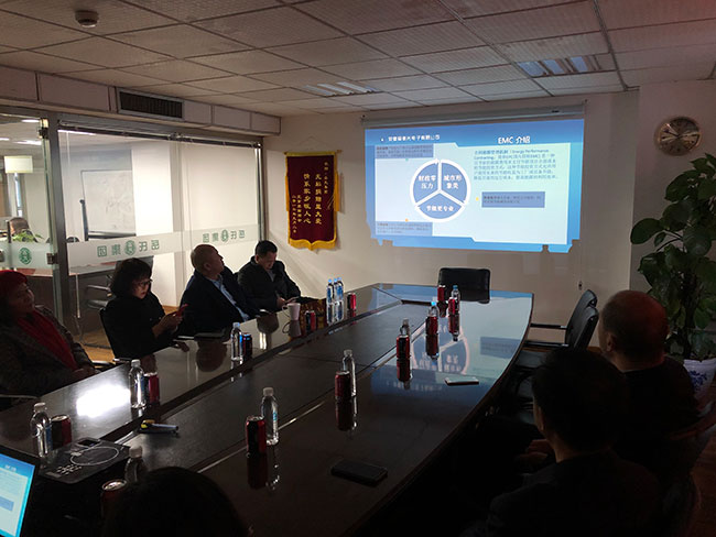 岳氏集團就EMC項目深度交流，并簽訂戰(zhàn)略合作協(xié)議
